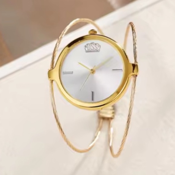 Minimalist Gold Bangle Watch – Elegant Open Wire Women’s Wristwatch - Picture 1 of 5